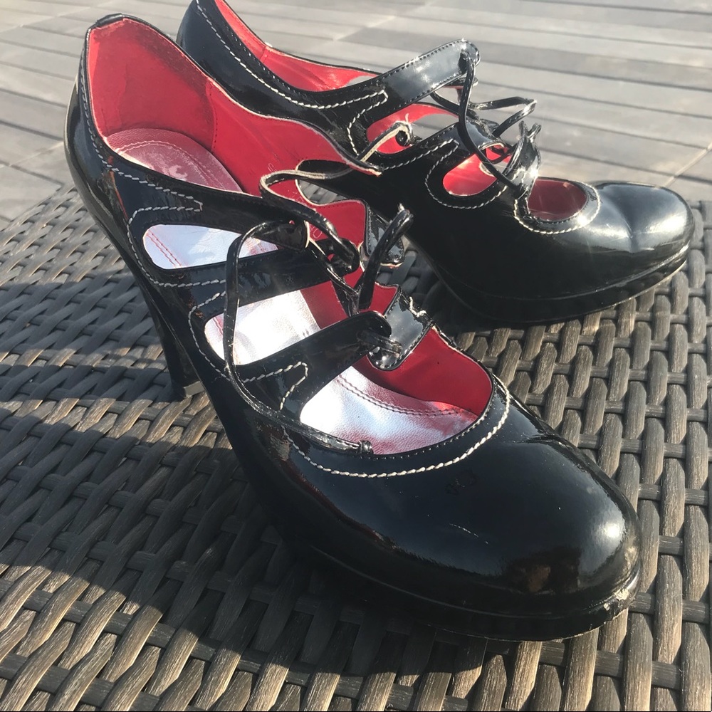 Vintage PATENT LEATHER Mary Janes, Euro Size 10